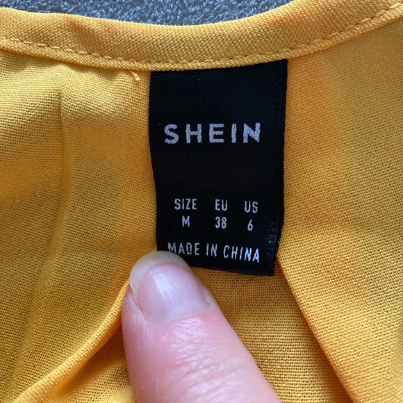 Shein Sleeveless Twist Front Wrap Cami Tank Top with Spaghetti Strap Size M - Picture 2 of 5